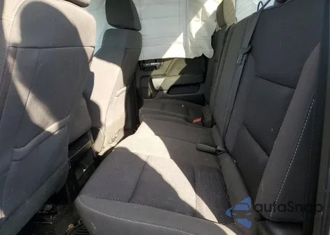 2018 Chevrolet Silverado K1500 Lt from USA, damaged, VIN 2GCVKREC9J1112681